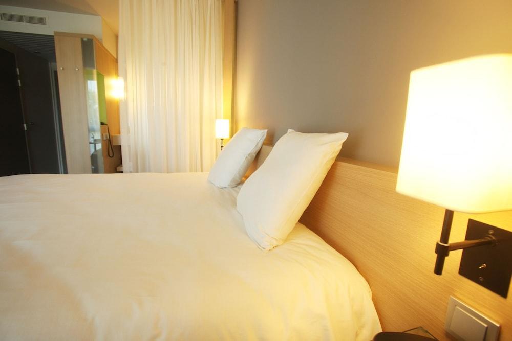 ホテル Ibis Styles Nantes Reze Aeroport エクステリア 写真