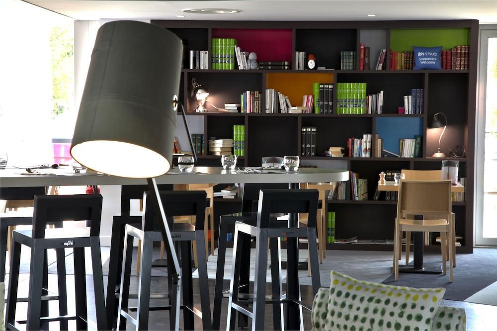 ホテル Ibis Styles Nantes Reze Aeroport エクステリア 写真